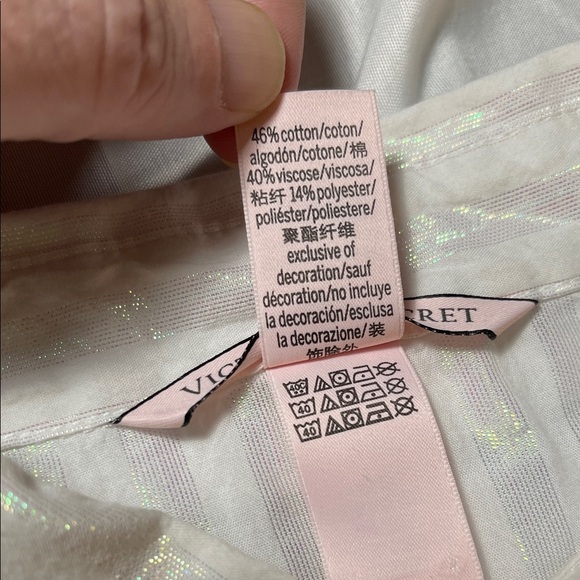 Victoria's Secret White Swim Coverup - Picture 13 of 13